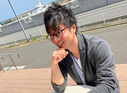 座学で学んだ内容を実際のクライアント案件で体験できる実践講座。未経験から転職するなら、200%オススメしたい！